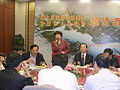 住房和城鄉建設部城建司副巡視員曹南燕在招待酒會上