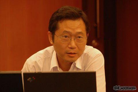 同濟大學(xué)景觀學(xué)系主任劉濱誼在第三屆全國青年風(fēng)景園林師沙龍上發(fā)言