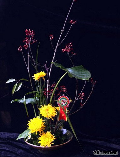 插花藝術(shù)欣賞之菊花篇(組圖)