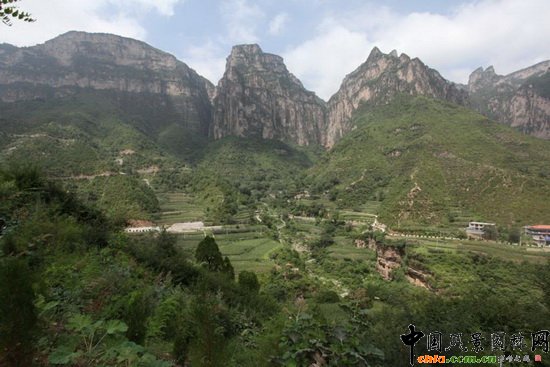  Shenlong Cove