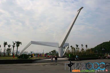 ԽϺӃ(ni)조ƽBT