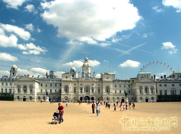 英國(guó)皇家騎兵衛(wèi)隊(duì)閱兵場(chǎng) 中國(guó)風(fēng)景園林網(wǎng)