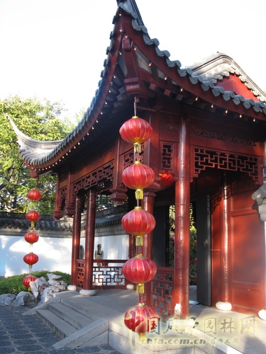 夢湖園