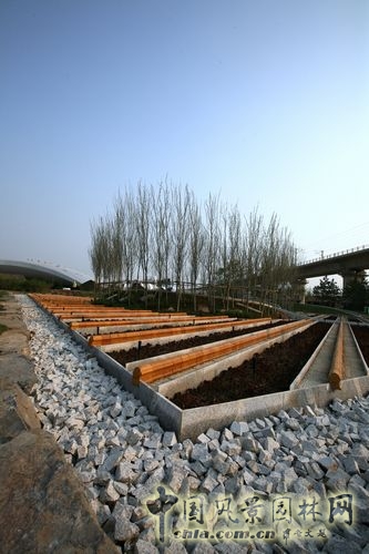 章俊華