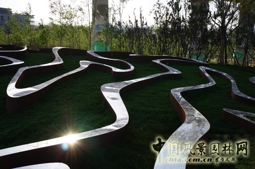 朱育帆 流水印 設(shè)計(jì)師廣場(chǎng) 第九屆園博會(huì)