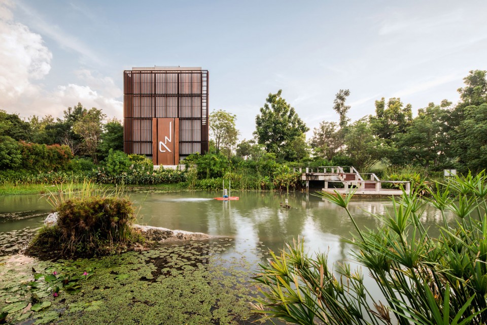 泰國(guó)：高速路旁的鄉(xiāng)土風(fēng)格開(kāi)放型城市公園