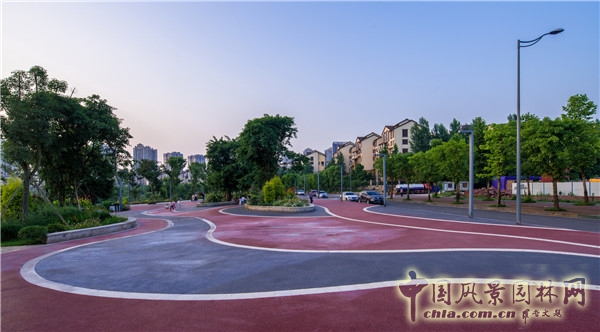 藍調國際:重慶金海灣濱江園 山水之城的濱水密境
