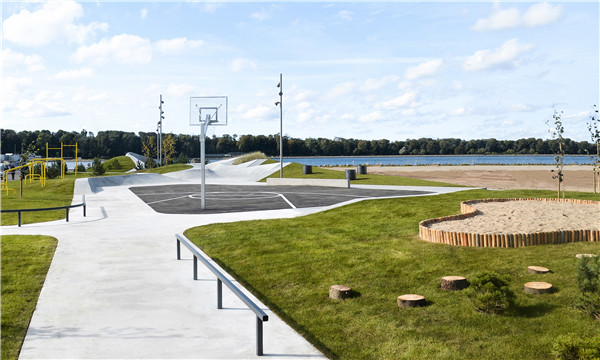 LEMVIG滑板公園：體化的滑板公園與城市公園