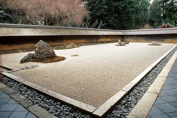 枯山水（中）