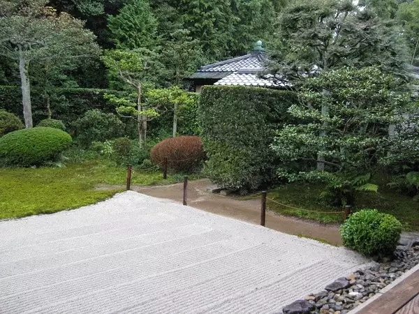 枯山水（中）