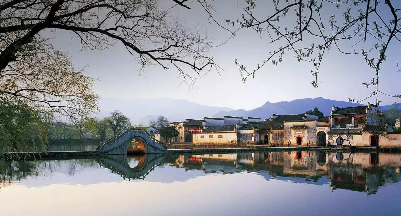 鄉(xiāng)村景觀：要望得見山，看得見水，記得住鄉(xiāng)愁。