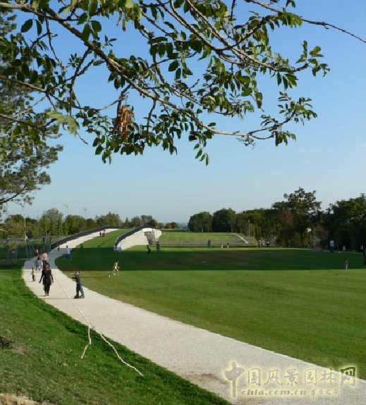 米歇爾·貝納作品：讓·穆蘭公園景觀