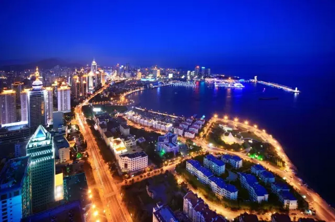 國家中心城市 靠“搶”就能得到嗎？