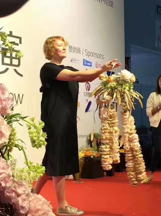 花藝師淺談花藝設(shè)計(jì)潮流趨勢