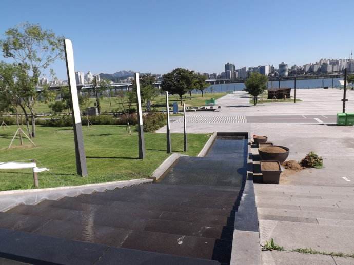 韓國(guó)最貴的公園-汝矣島漢江公園