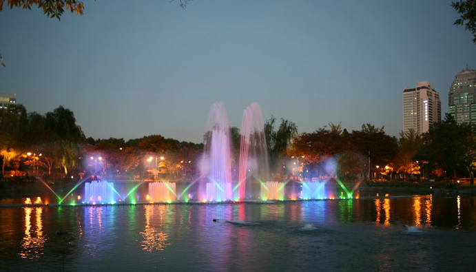 空軍學(xué)校的象征——波拉美公園