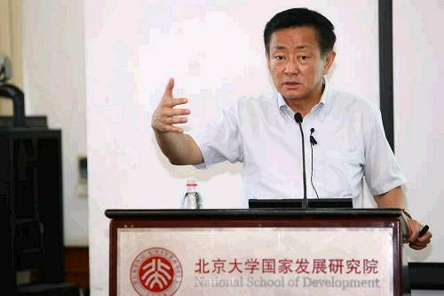 樊綱：糾正“城鎮(zhèn)化”偏差