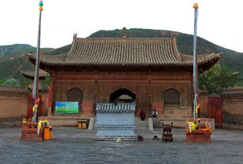 舉世罕見：青藏高原上竟有漢式建筑風格寺廟