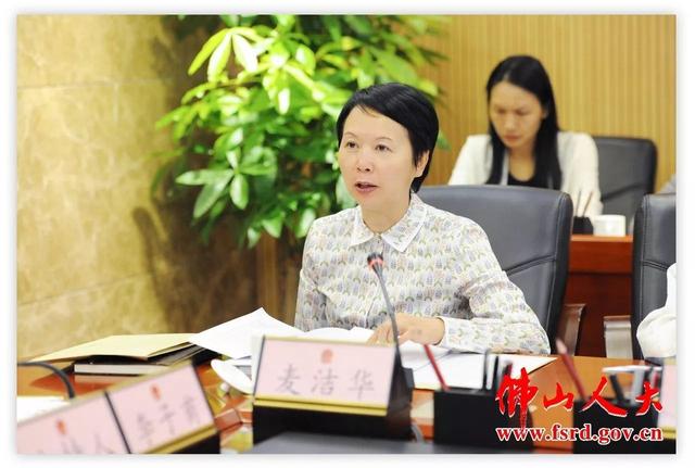立足產(chǎn)業(yè)基礎(chǔ) 打造特色小鎮(zhèn)