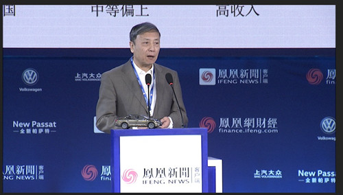 蔡昉：中國城鎮(zhèn)化進(jìn)程中存在兩個(gè)問題