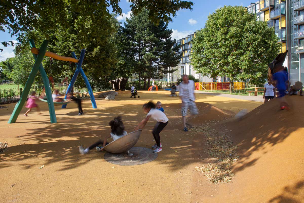 具有便利設施的綠色空間——沃姆浩特公園
