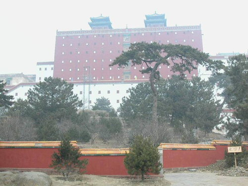 張敏：承德市山莊南區(qū)舊城改造規(guī)劃