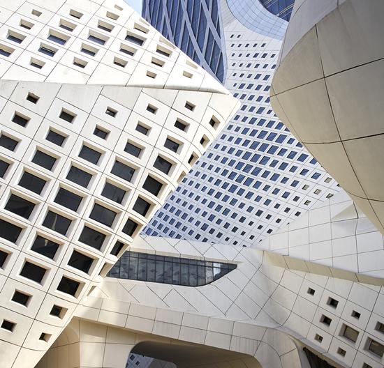 扎哈·哈迪德建筑事務(wù)所南京建筑品鑒會(huì)成功舉行