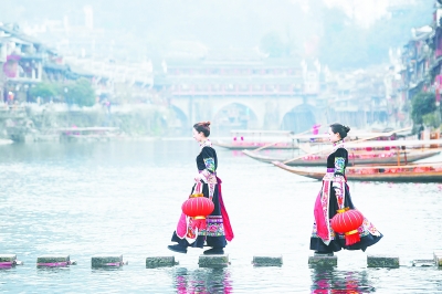 文旅融合：形在“融” 意在“合”