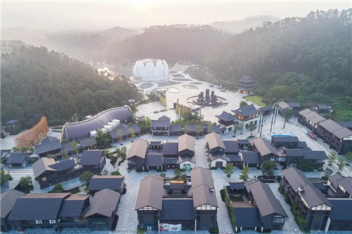 禪緣此地，不向遠方——新興禪域小鎮