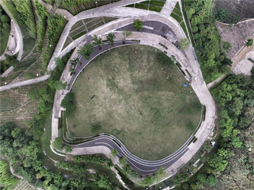 礦坑公園，讓大地傷疤涅槃重生