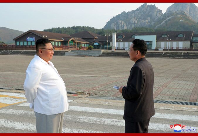 金正恩視察金剛山 批評建筑沒體現民族性