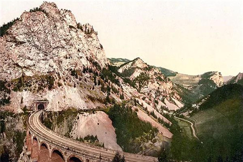 是鐵路也是風(fēng)景：線性文化遺產(chǎn)的活化利用