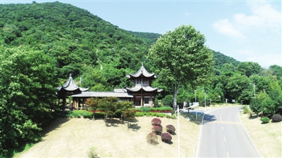 安徽：老礦區(qū)變身文創(chuàng)園 大洼宕復(fù)綠成網(wǎng)紅