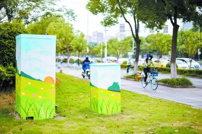 南京藝術學院師生讓彩繪變電箱成街角風景