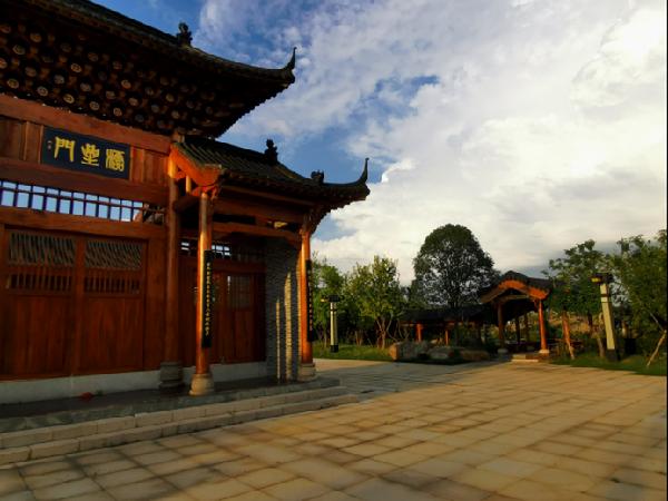 秀甲一方進(jìn)士園，寫意東方造園家