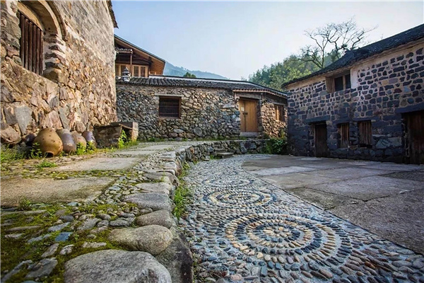 臺(tái)州·黃巖交旅集團(tuán)枕山酒店