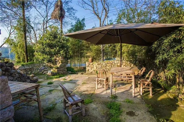 臺(tái)州·黃巖交旅集團(tuán)枕山酒店