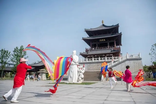 潯陽江頭文化公園繪就新“琵琶行”