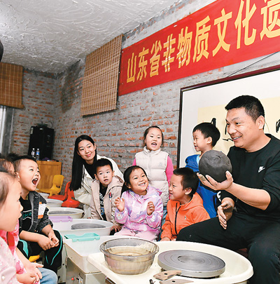 《中國研學(xué)旅游發(fā)展報(bào)告（2023—2024）》發(fā)布