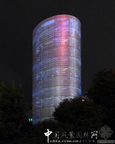 臺中大劇院設計者——伊東豐雄(圖)