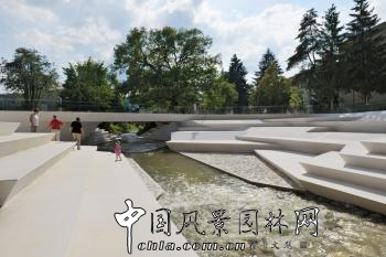 斯洛文尼亞韋萊涅Promenada城市中心廣場景觀設(shè)計(jì)