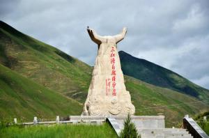 中國(guó)首個(gè)國(guó)家公園試點(diǎn)三江源：筑牢中華水塔