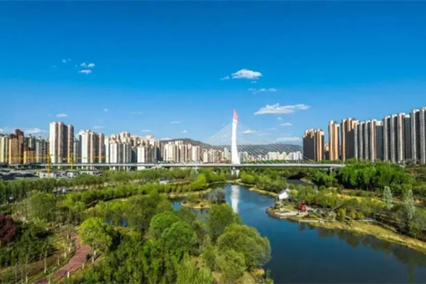 西寧：在青藏高原“種”一座森林城市