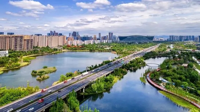 謹(jǐn)防走偏，建“公園城市”要新要美要科學(xué)