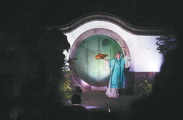 京城公園上演“奇妙夜”！夜生活可以如此豐富