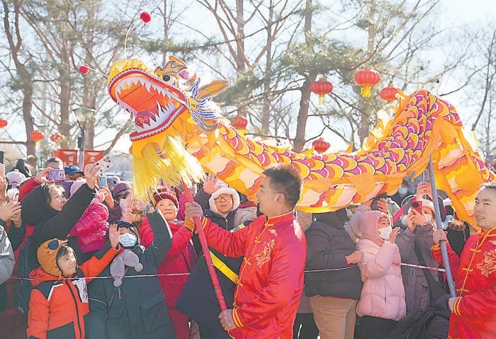 賞燈猜謎舞龍看花 北京市屬公園燈會(huì)氛圍濃